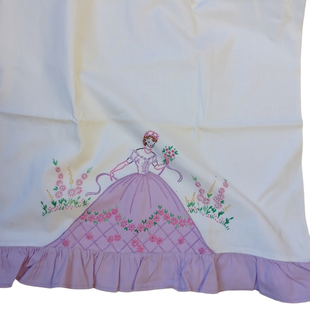 Vintage embroidered pillowcase never used‎ high quality cotton